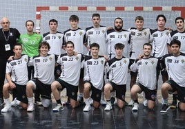 El equipo sénior masculino del Txiki Polit Zarautz consiguió llevarse la final de copa en el Aritzbatalde el pasado domingo.