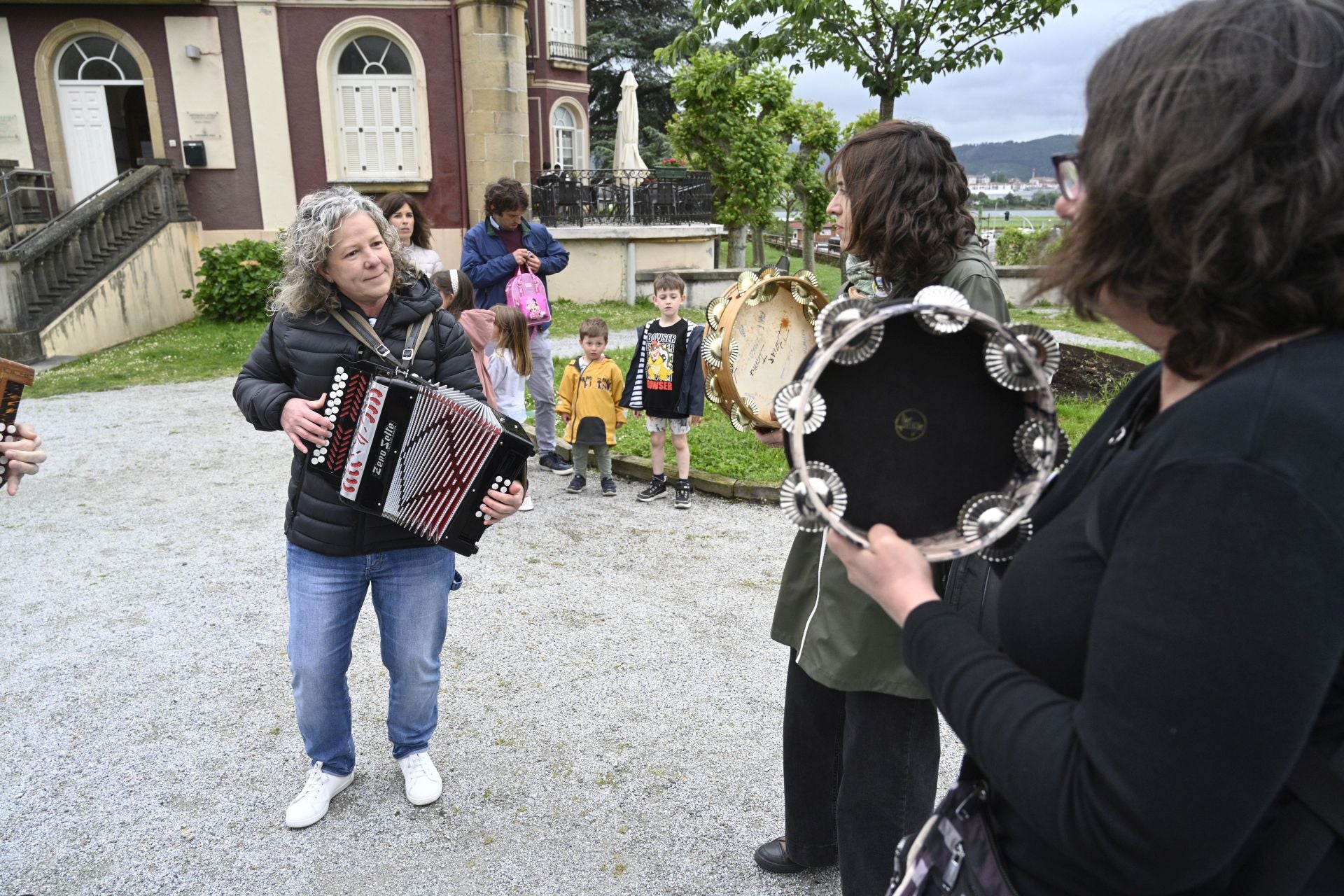 Euskaraldiaren hasiera jaia Hondarribian