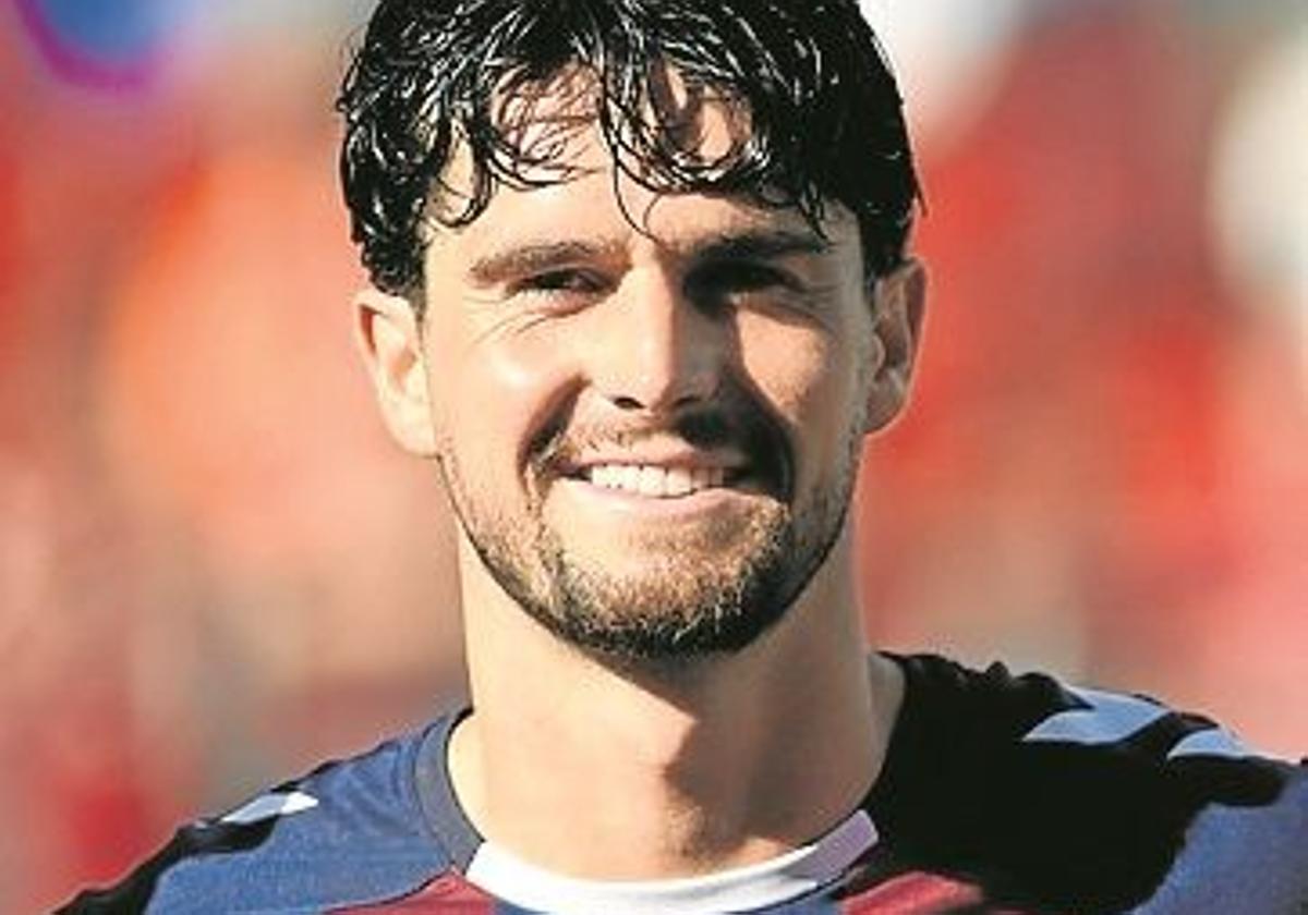 Sergio Cubero renueva como jugador del Eibar hasta junio de 2027