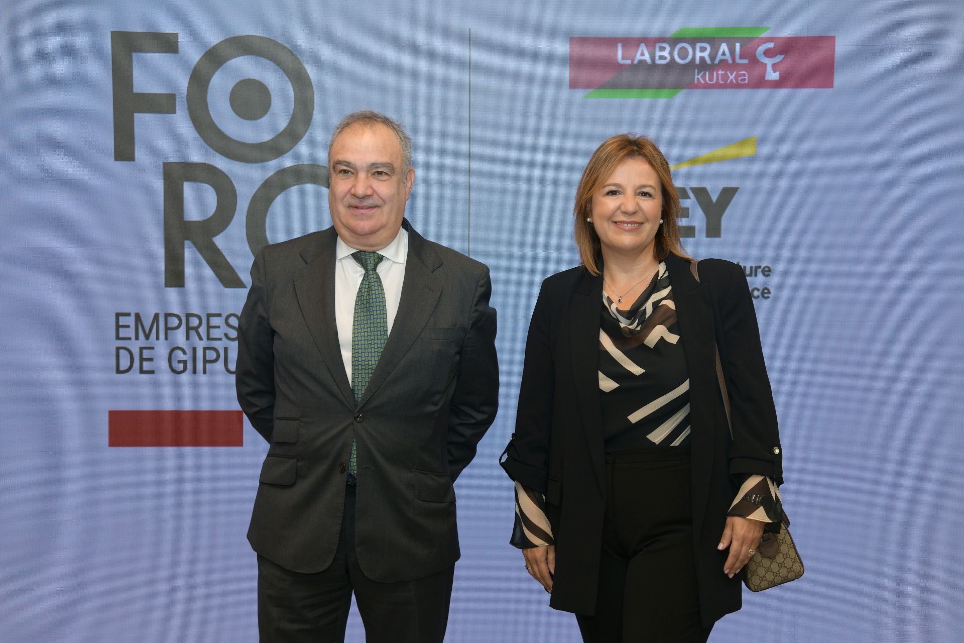 Eduardo Arechaga (director general de Confebask) y Tamara Yagüe (presidenta de Confebask).