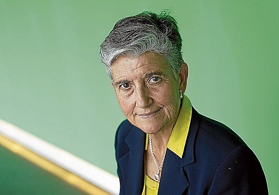 Sara de la Rica intervino en una jornada de la Cruz Roja