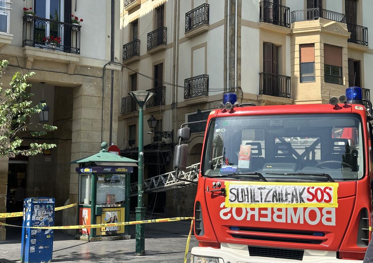 Imagen secundaria 1 - Susto en el bar Garagar de San Sebastián que obliga a la intervención de los bomberos