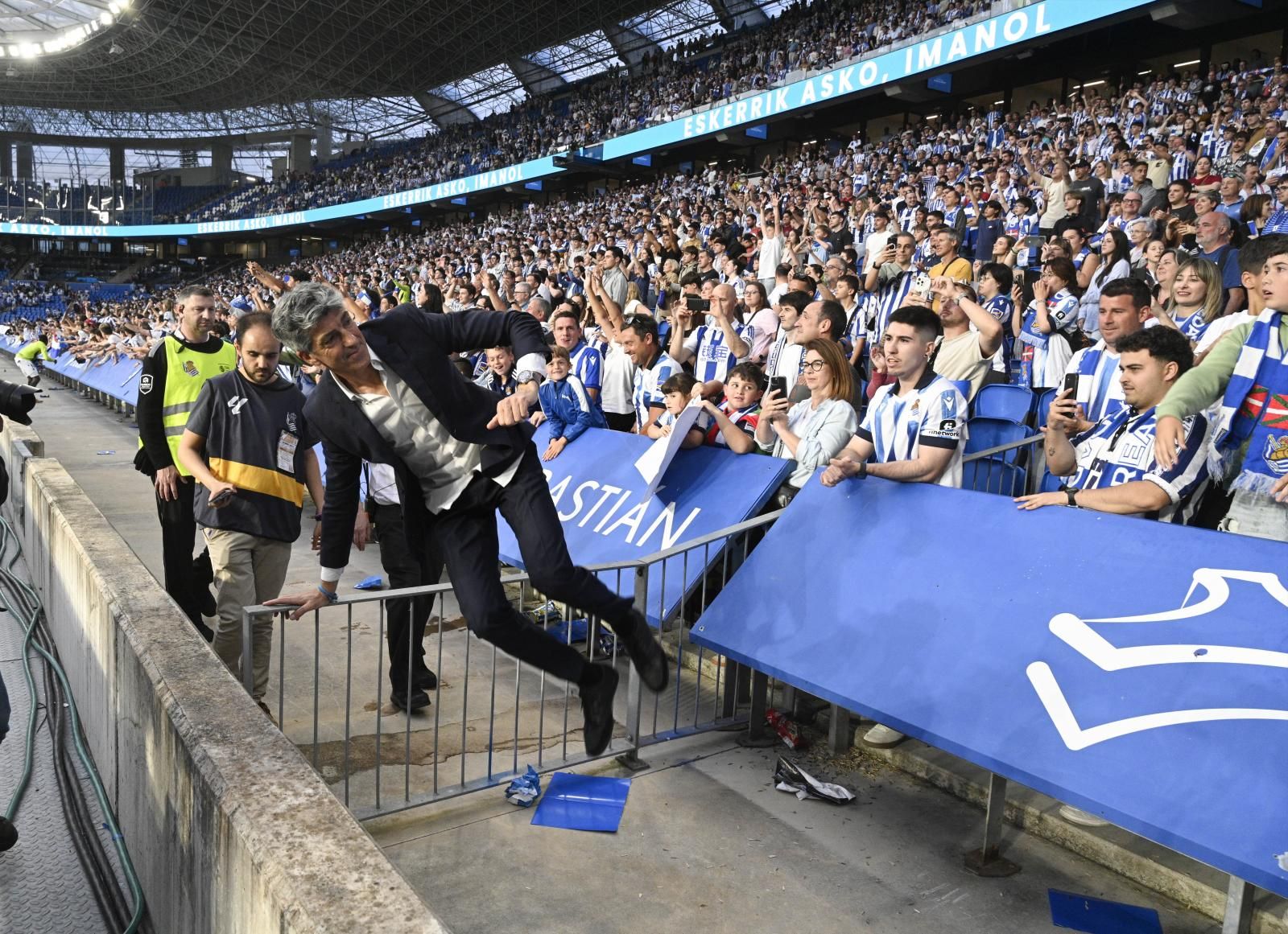 La gran despedida de Imanol Alguacil al Reale Arena