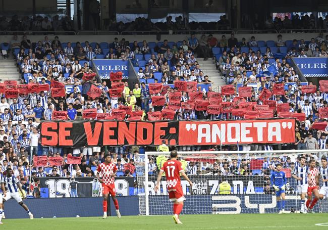 Bultzada propone el nombre 'Anoeta', de dominio libre.