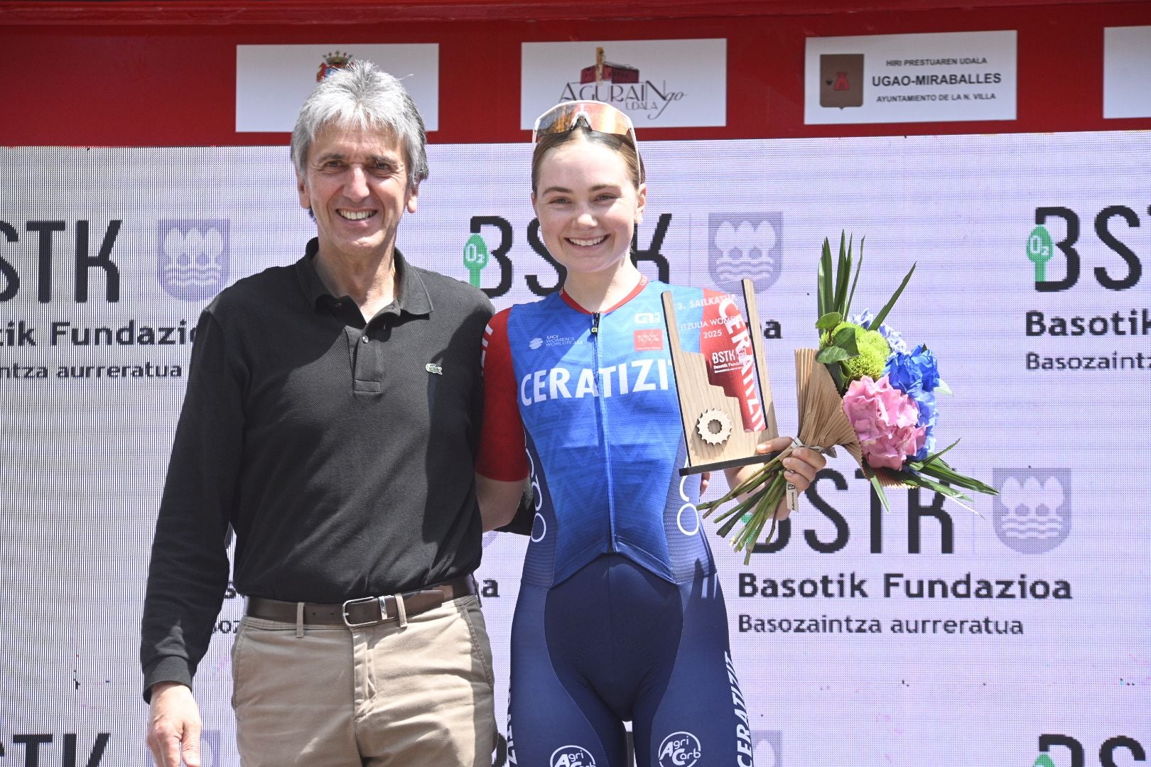 Demi Vollering reina en la Itzulia