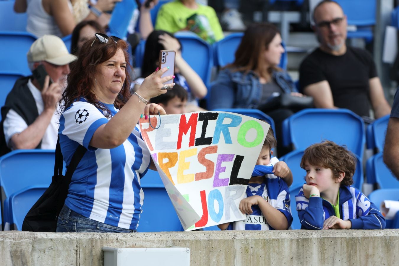¿Has estado en el Reale Arena? Búscate en nuestras fotos