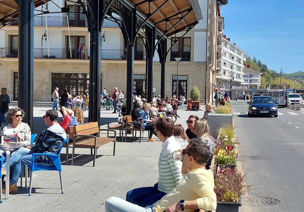 Merkataritzaren 'Urrezko Astea', Arkupe elkartearen eskutik
