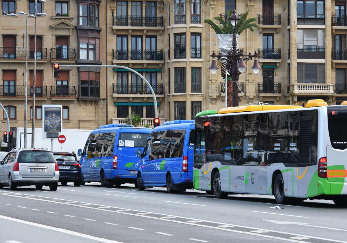 Dbus contará con ocho nuevos microbuses durante el próximo año