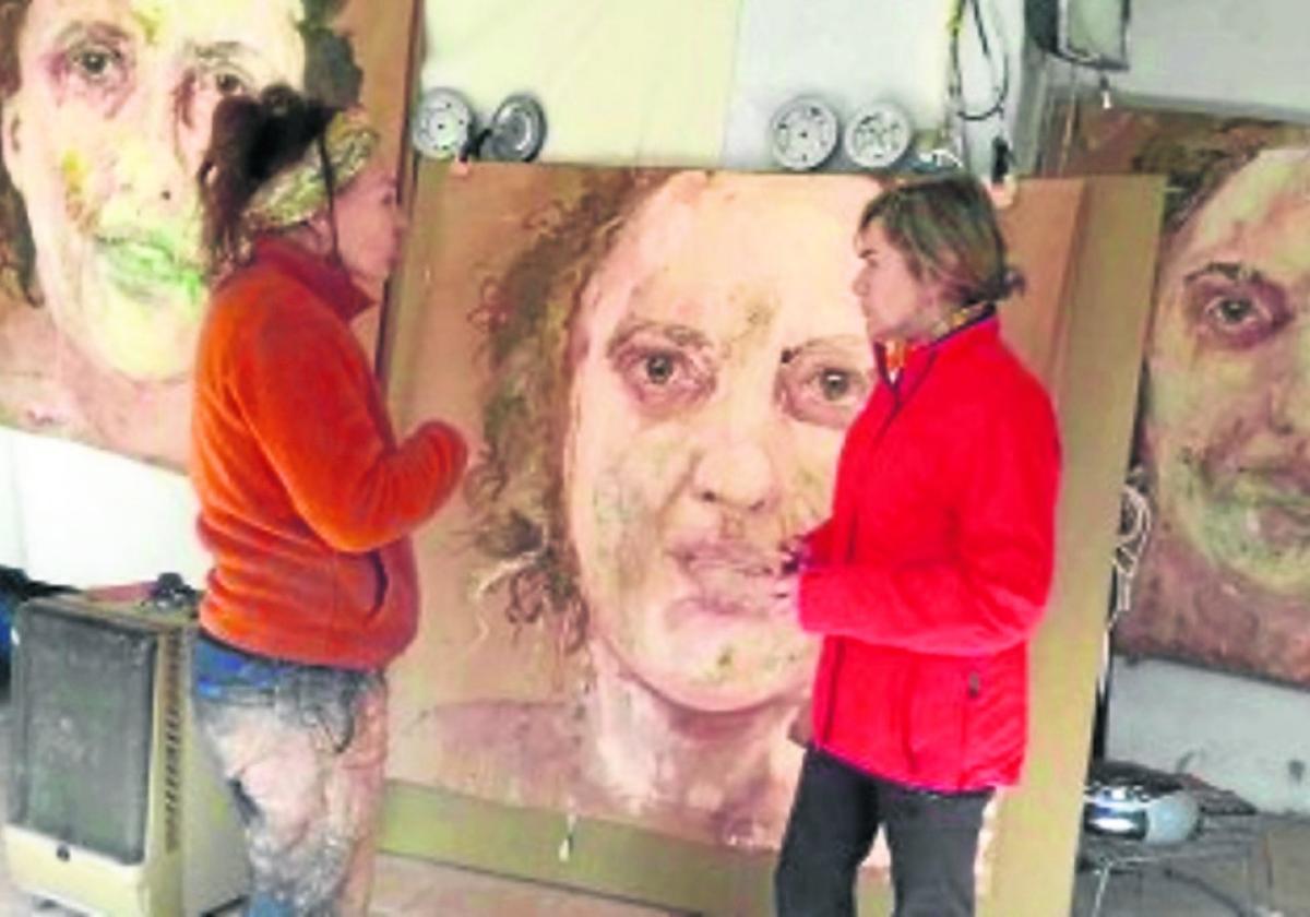 Bisita gidatua Barbara Stammel artistaren erakusketara, Irunen