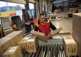 Empresas como Shein y Temu, en lugar de agrupar los envíos, remiten cada artículo por separado.