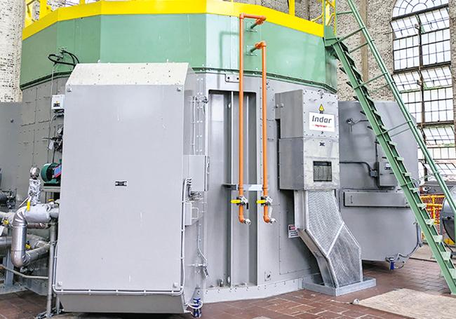 Generador Indar instalado en una central hidroeléctrica.