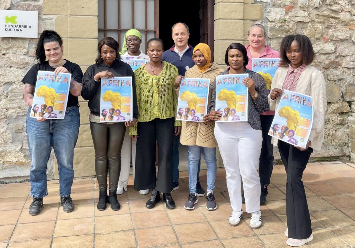 Representantes de la comunidad senegalesa y del Ayuntamiento presentaron la jornada del domingo.