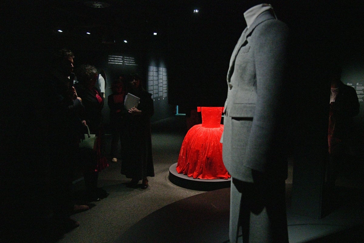 Exposición &#039;La sutileza de un diálogo&#039; en Balenciaga