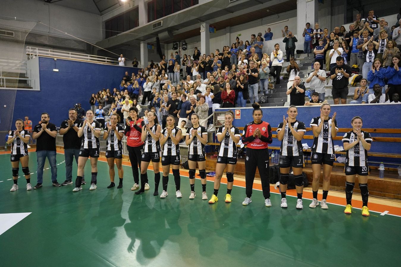 El Bera Bera homenajea a sus capitanas