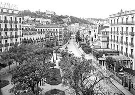 La plaza del Arenal, antes de 1936.