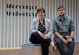 Maite Anaya y Unai Portilla, responsables de los campus de ingeniería y comunicación.