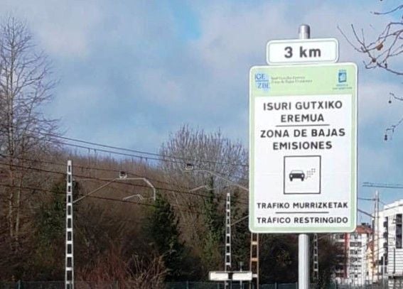 Persecución del coche por las Zonas de Bajas Emisiones
