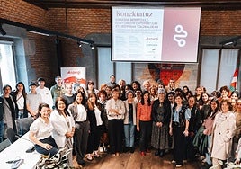 La reunión que la Asociación de Empresarias, Profesionales y Directivas en Gipuzkoa mantuvo en Tolosa fue todo un éxito de convocatoria y se escucharon interesantes testimonios.