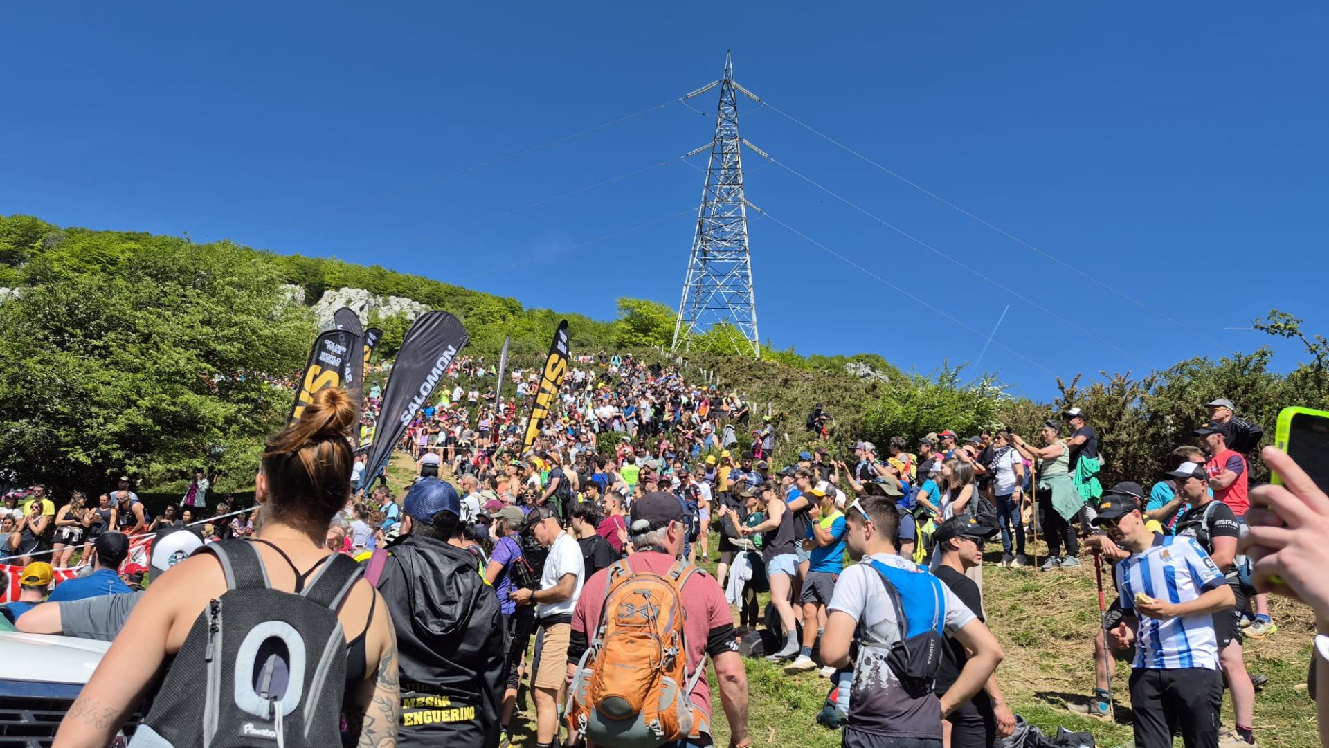 Los corredores, a su paso por Sancti Spiritu