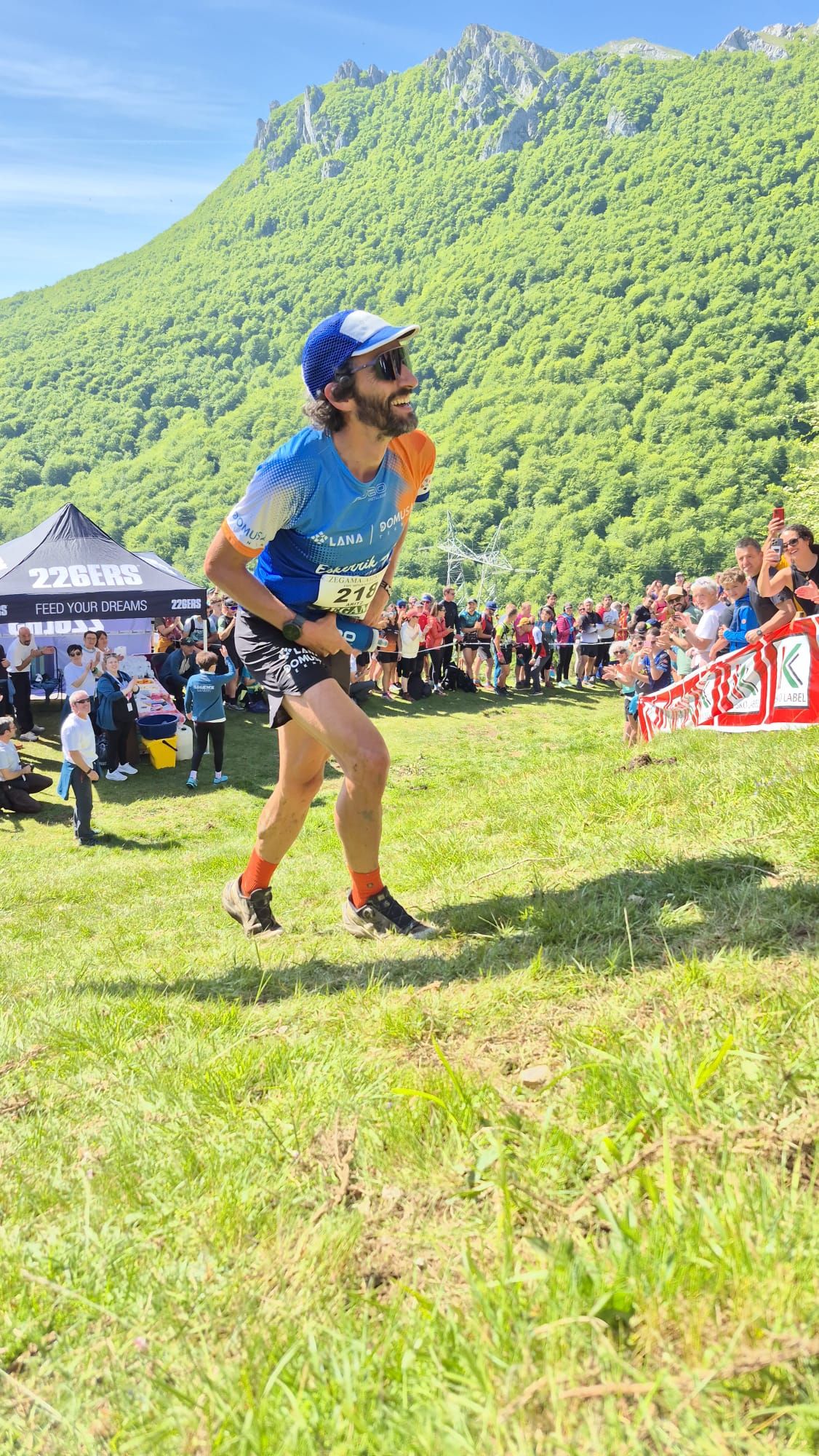 Los corredores, a su paso por Sancti Spiritu