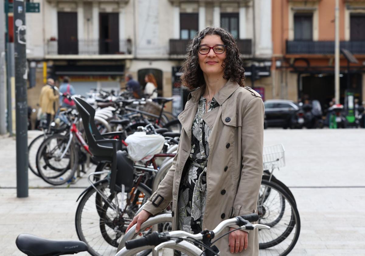 «En Donostia muchos llevan bicicletas baratas porque tienen interiorizado que se la puedan robar»