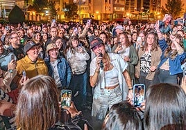 La música pop-rock inundó Andatza plaza