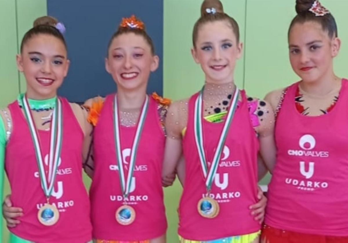 Araitz Borda y Garazi Sudupe vencen en el campeonato de Euskadi de gimnasia rítmica escolar