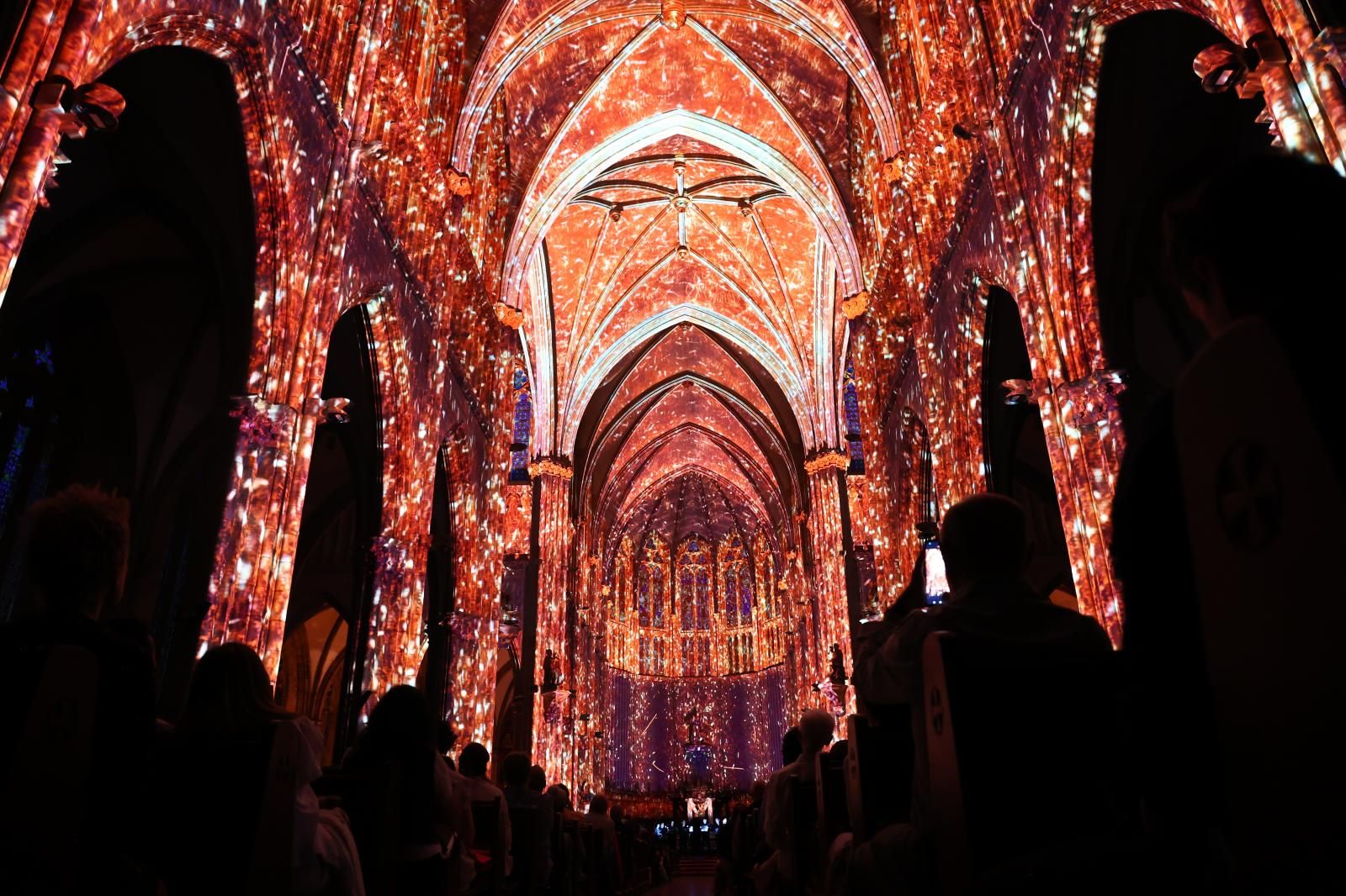 'Luminiscence', un recorrido de de luz y sonido por la historia de San Sebastián