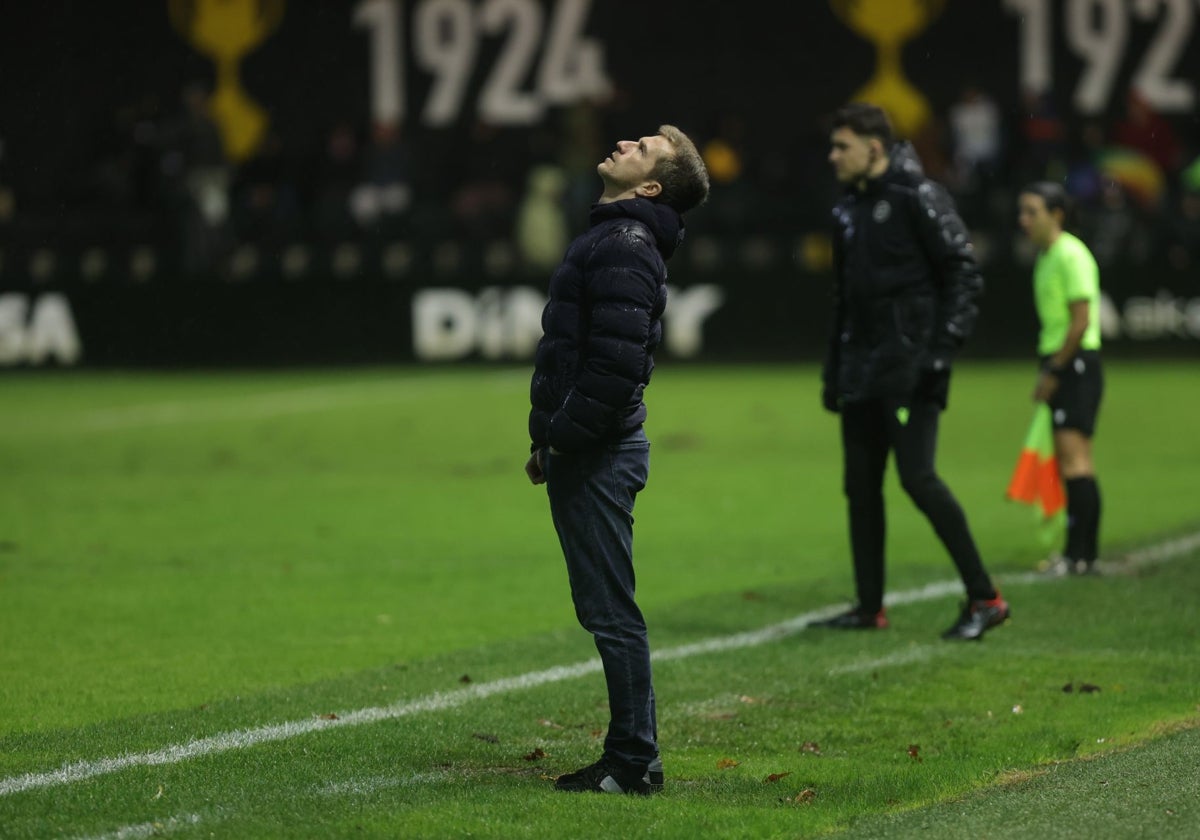 El Real Unión confirma que no renovará a Albert Carbó como entrenador