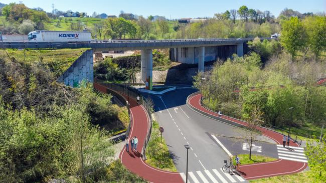 Imagen después - La vía ciclista y peatonal entre Rekalde y Galarreta será una realidad a finales de 2026