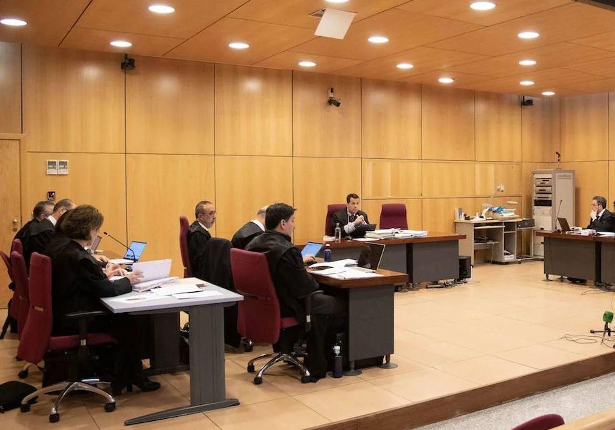 Un momento del juicio celebrado en la Audiencia de Gipuzkoa.