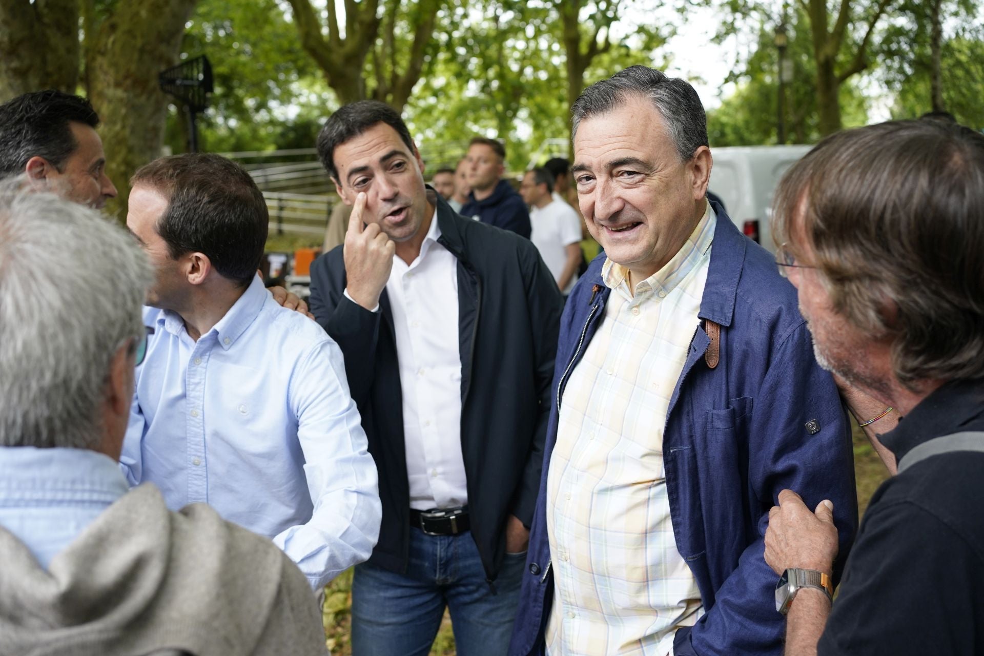 Las imágenes del homenaje a Ortuzar