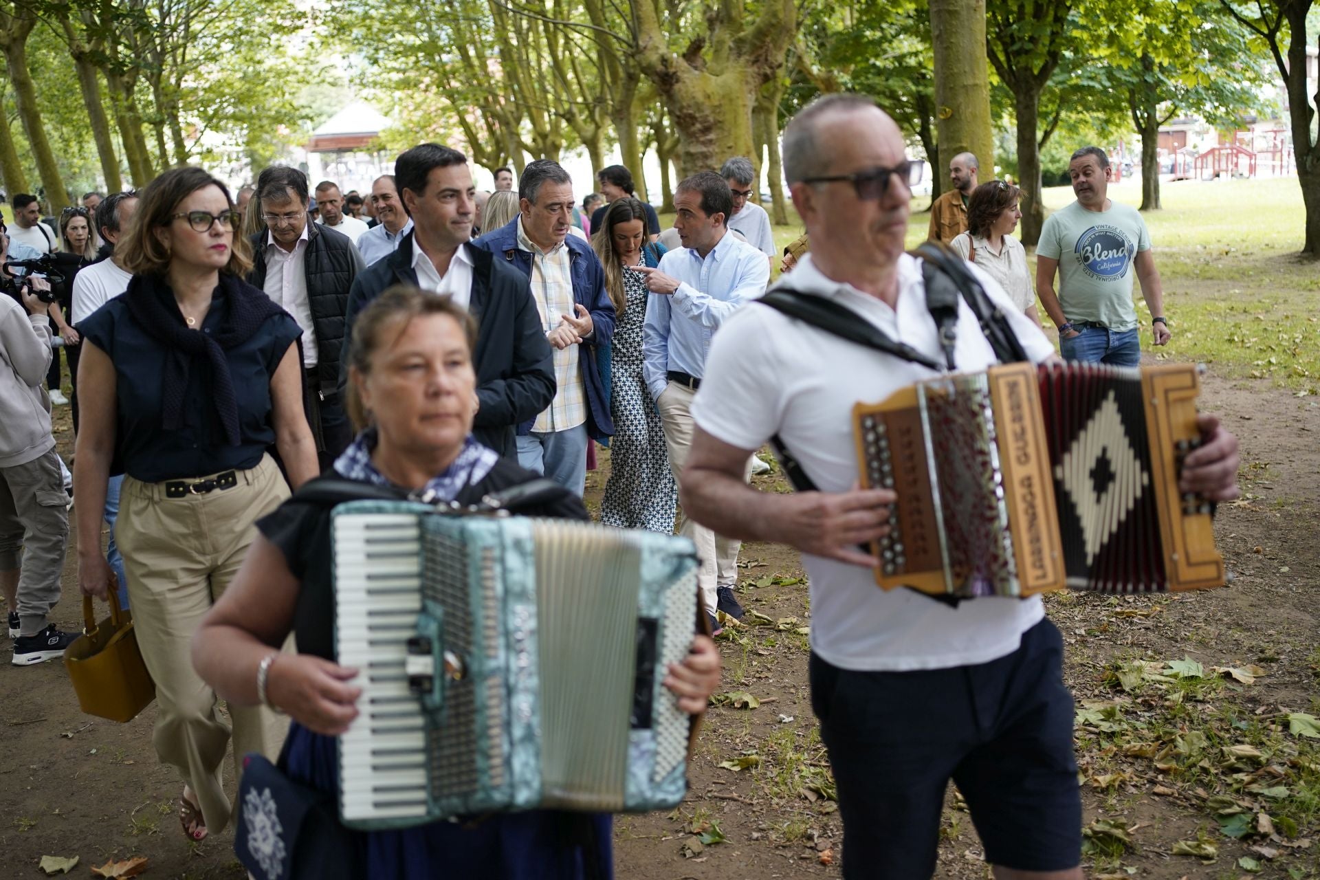 Las imágenes del homenaje a Ortuzar