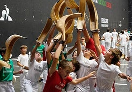 ¿Por qué hay pelotaris vascos que prefieren jugar con España en la Liga de Naciones de cesta punta?