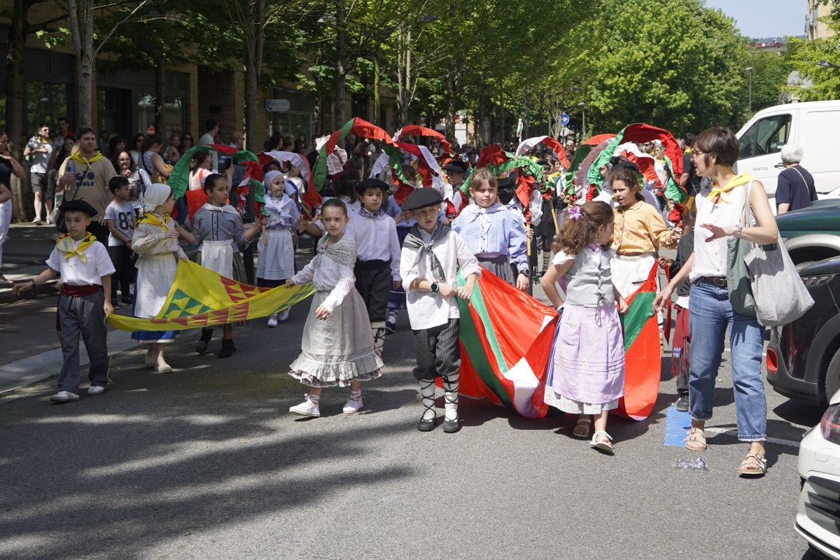 La tamborrada infantil anima las fiestas