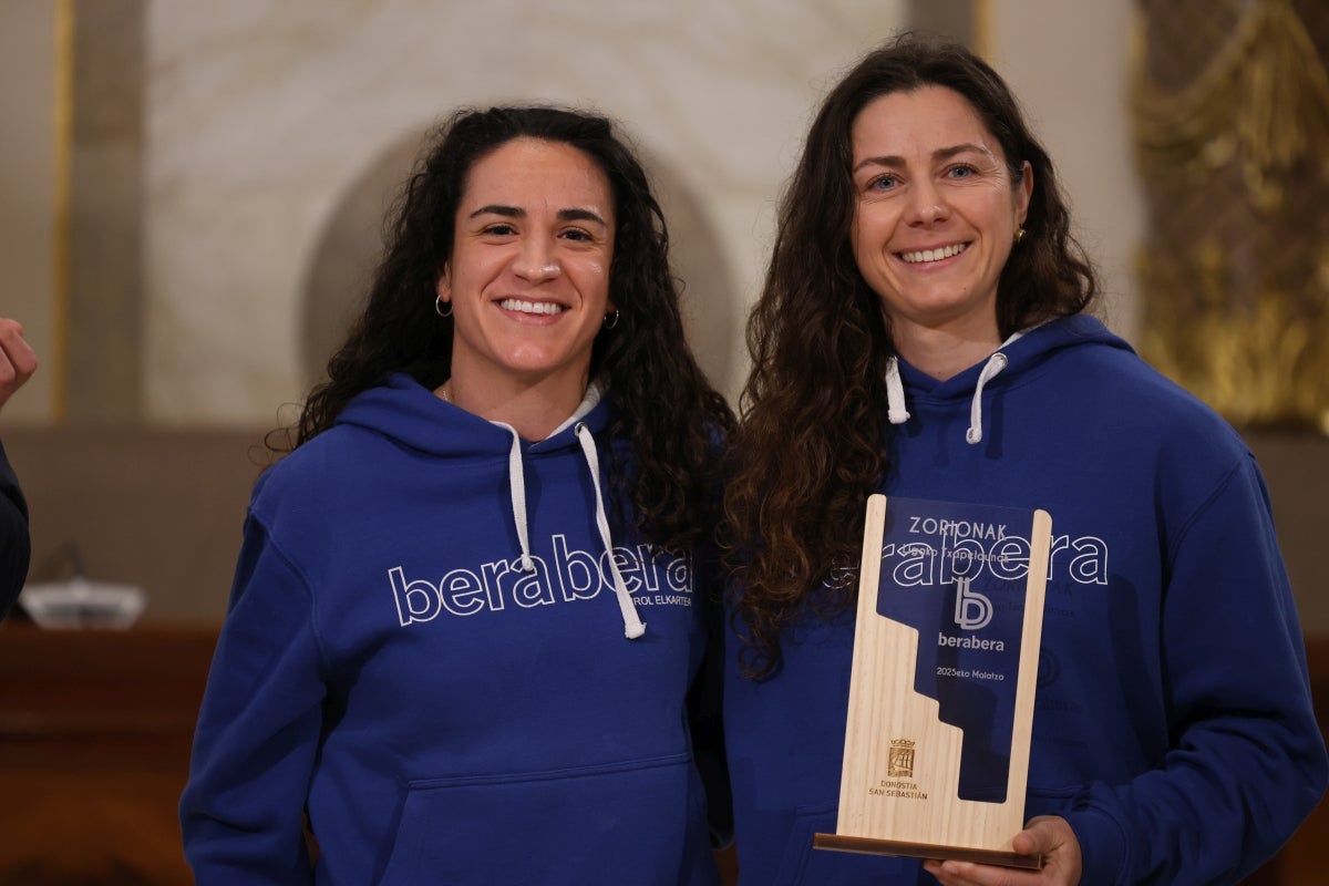 Recibimiento en Donostia a las campeonas