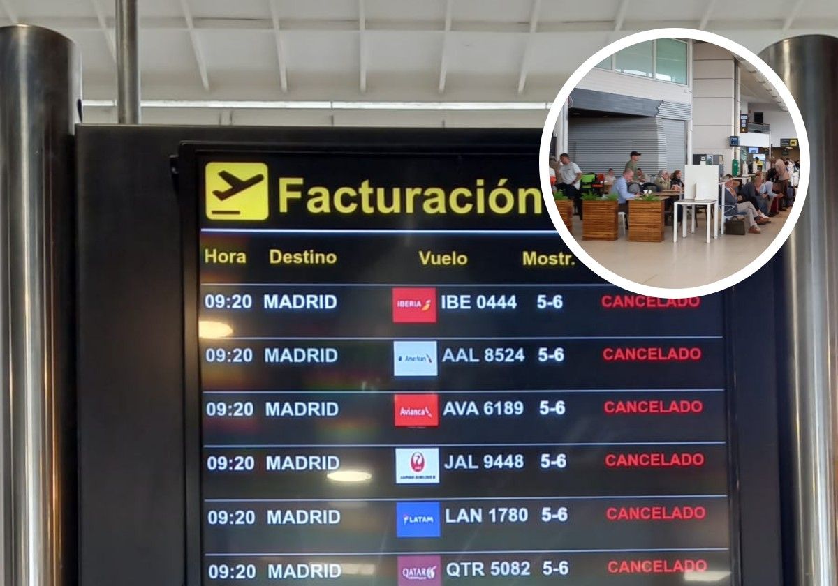 El panel de salida del aeropuerto de Hondarribia, con el vuelo a Madrid cancelado y la gente a la espera en la terminal