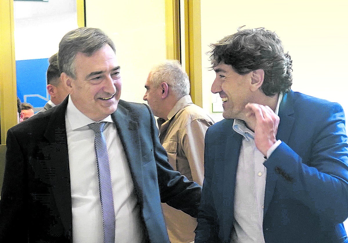 PNV y PSE escenifican su reconciliación con un plan conjunto de medidas urgentes para vivienda