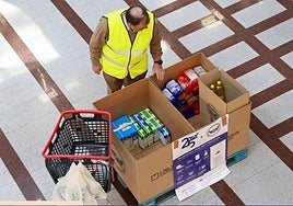Una de las campañas del Banco de Alimentos para recoger comida con la que ayudar a familias necesitadas.