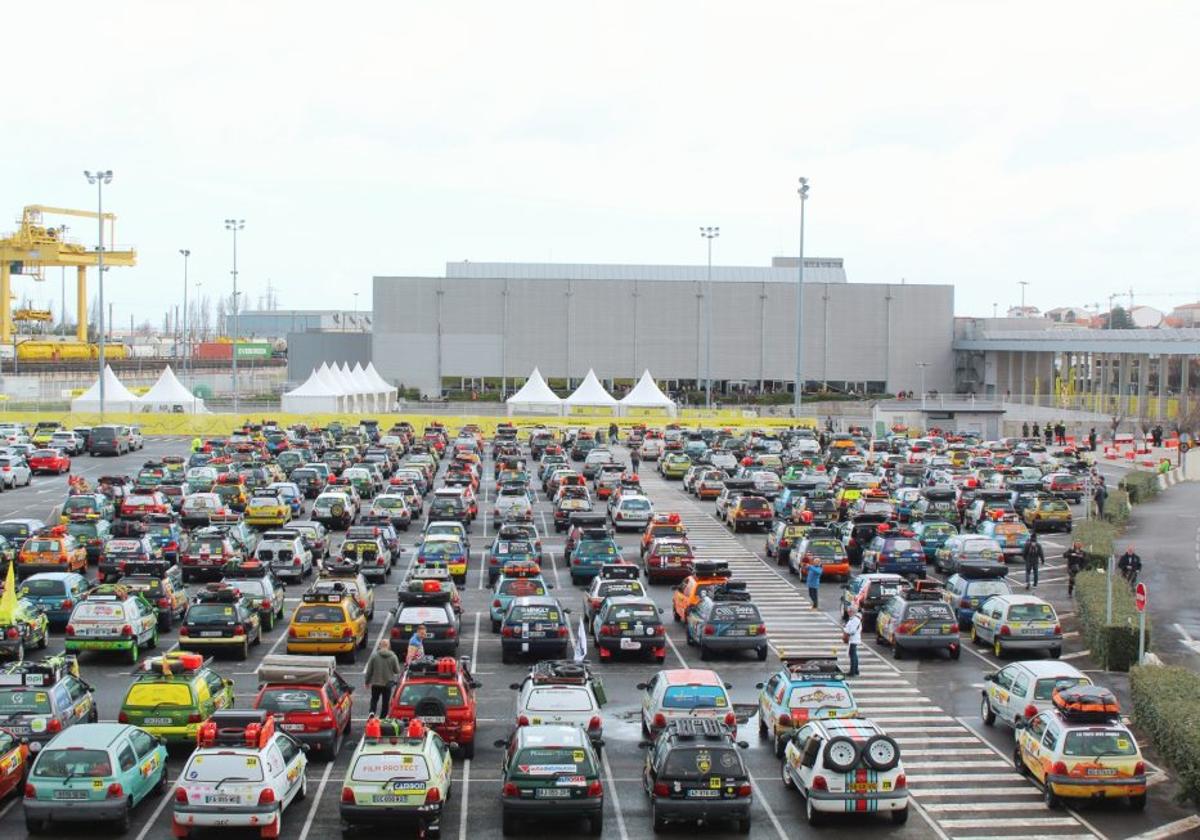El parking de Ficoba adelanta una hora su apertura en el tramo gratuito