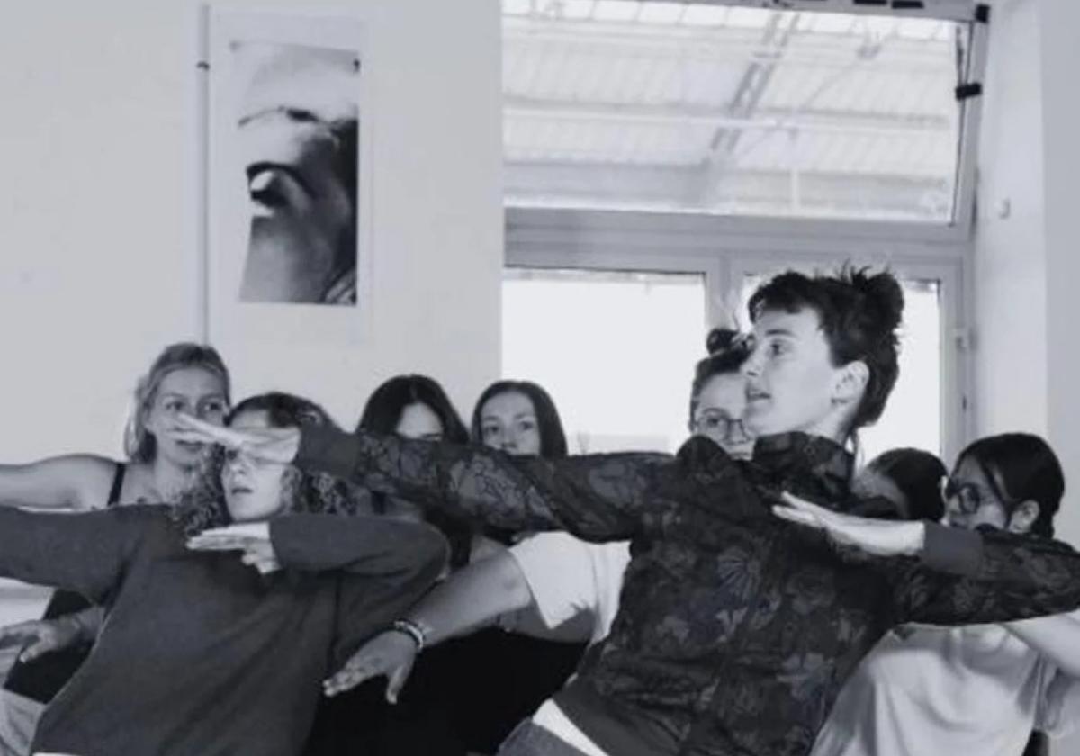 Momento del ensayo de la pieza 'Vendredi'.