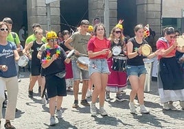 La feria siempre ha llenado de buen ambiente las calles de Eskoriatza.