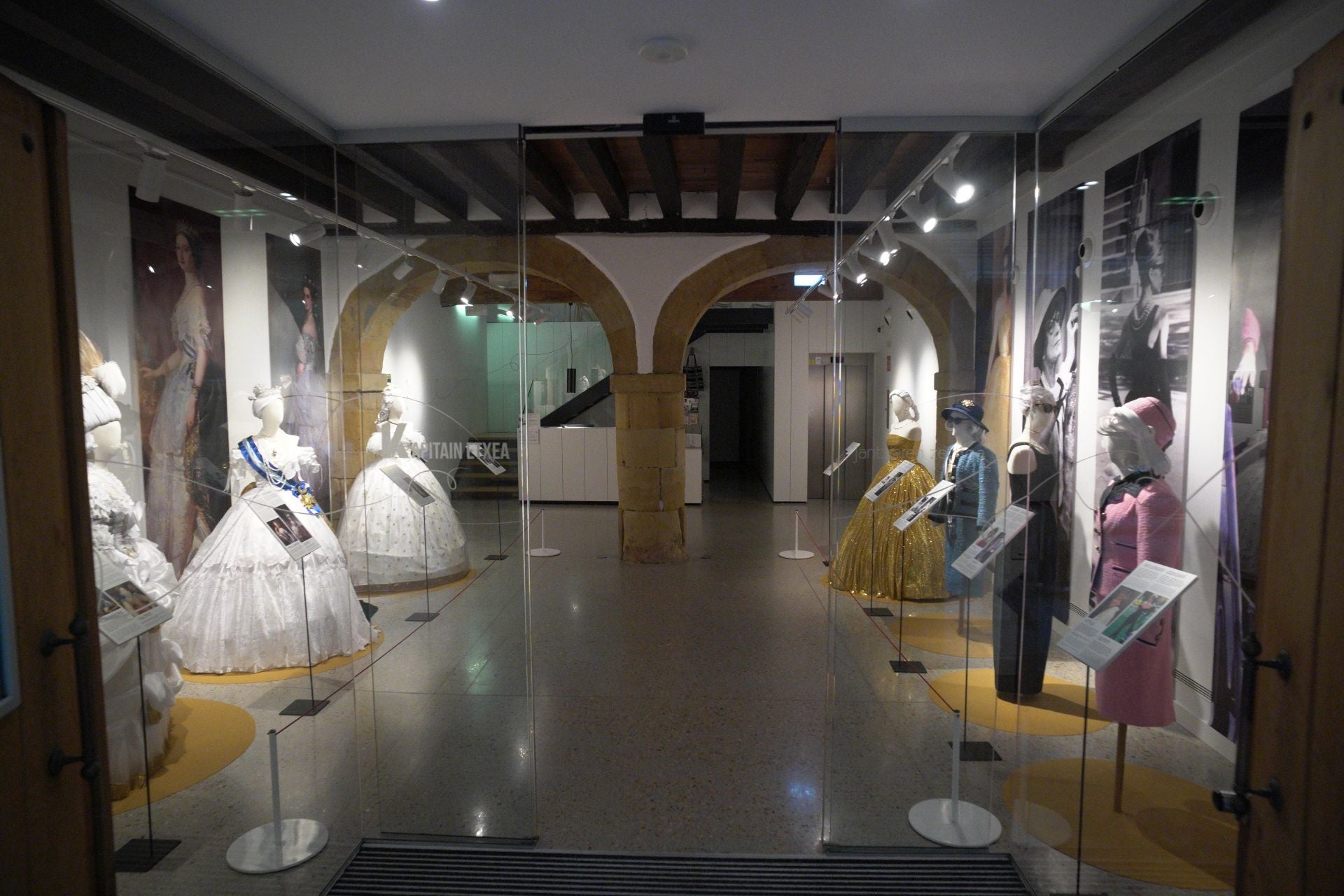 Las mejores imágenes de la exposición sobre &#039;influencers&#039; en Errenteria