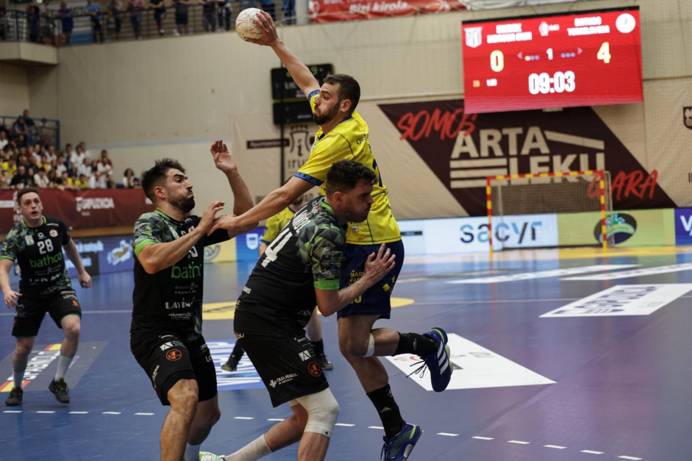 Bidasoa-Irun 31 - Torrelavega 28