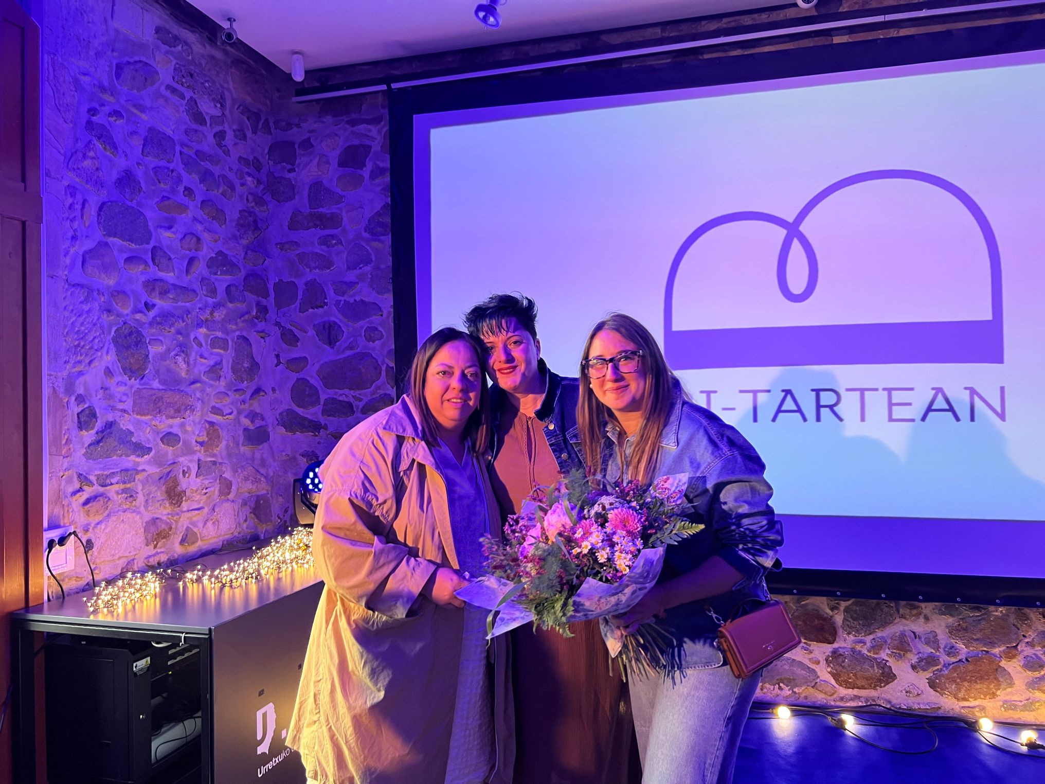 Emociones a flor de piel en el homenaje a los comerciantes de Bi-Tartean