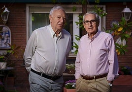 García-Margallo y Jáuregui, antes del debate. Ambos no ocultan su sintonía personal a pesar de la distancia que mantienen.