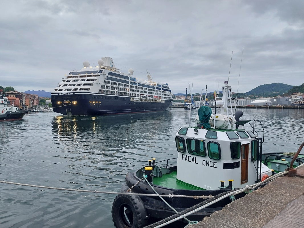 El crucero &#039;Azamara Quest&#039; llega a Pasaia