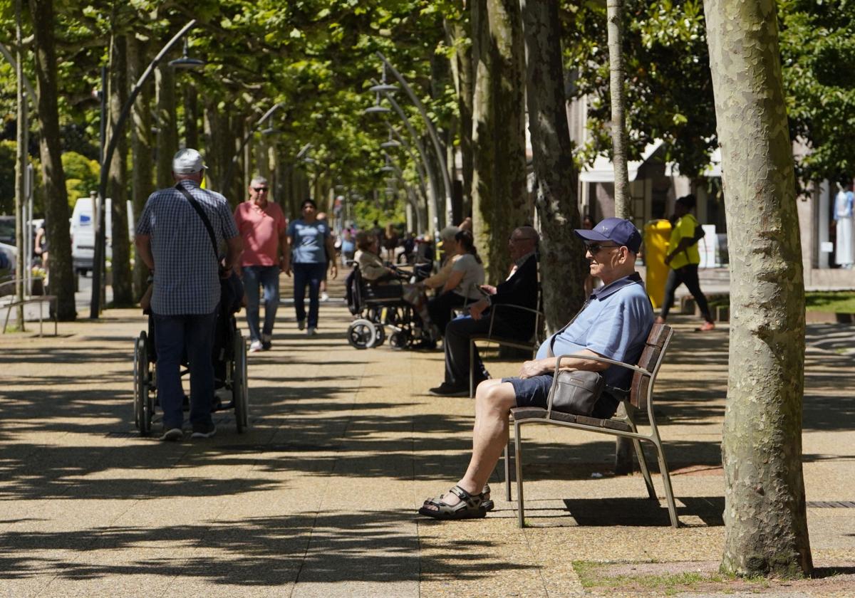 Un arranque de semana veraniego con amenaza de tormenta
