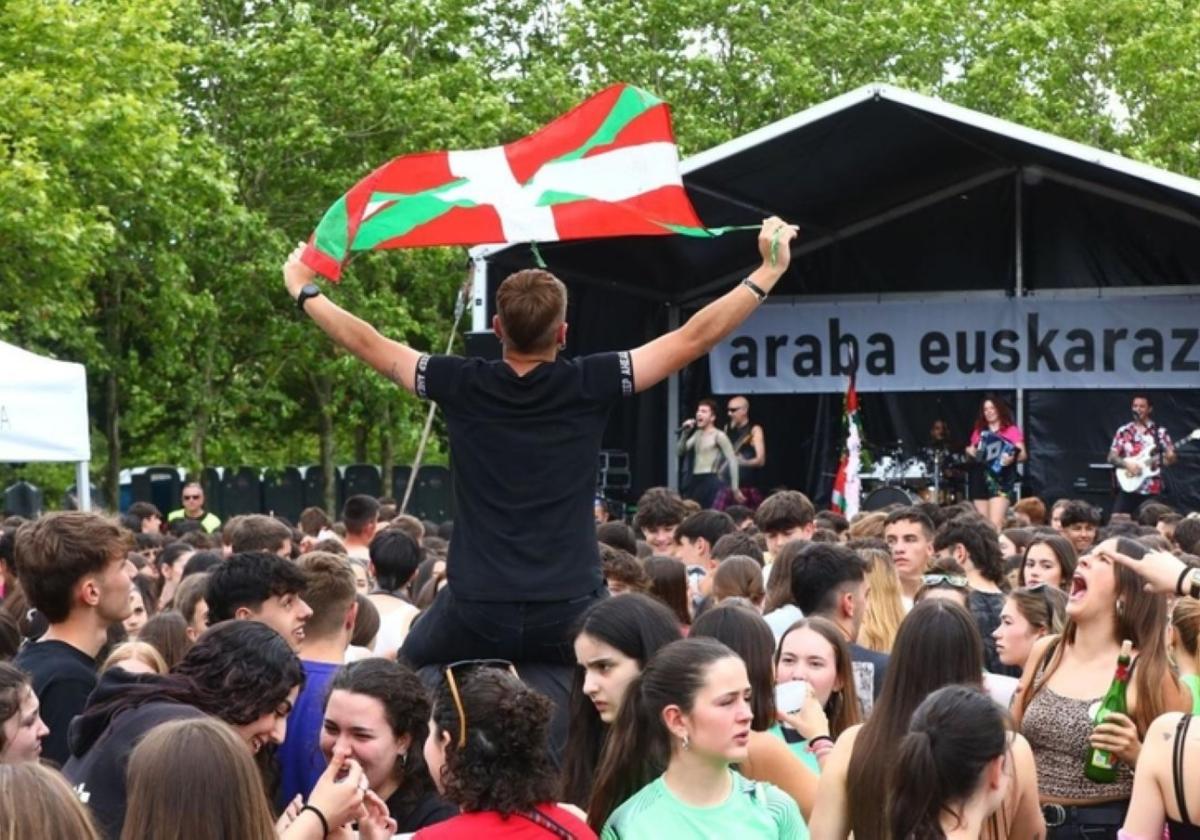 Araba Euskaraz, este domingo en la ikastola Armentia, el parque del Prado y Mendizorroza