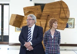 Manuel Lezertua e Inés Ibañez de Maeztu, este martes en el Parlamento Vacso.